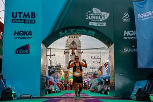 BIB: 
                            <button type="button" onclick="openModal(24863048)" class="btn btn-primary btn-sm float-right btn-popup" data-toggle="modal" data-target=".modal-high-quality">
                        <i class="fas fa-shopping-cart"></i> Add to Cart
                    </button>
                                            <button type="button" onclick="isThisMe(24863048, true)" class="btn btn-success btn-sm float-right btn-popup btn-isme hidden" data-toggle="tooltip" data-placement="bottom" title="นี่คือรูปของคุณใช่ไหม คลิกที่นี่เพื่อเอาเข้าอัลบั้ม">
                        <i class="fas fa-plus"></i> Add to album
                    </button>
                    <button type="button" onclick="isThisMe(24863048, false)" class="btn btn-warning btn-sm float-right btn-popup btn-isnotme hidden">
                        <i class="fas fa-ban"></i> Remove from album
                    </button>